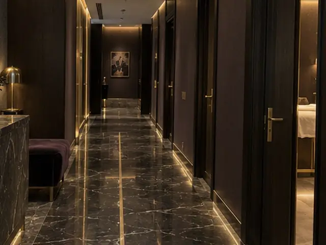Koyu mermer zeminli, gizli ışıklı koridor — Kağıthane, Masaj Salonun